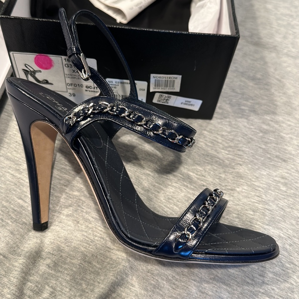 Chanel new heels navy chain 39 - Picture 13 of 15